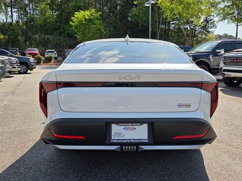 Used 2025 Kia K4 LXS FWD image 5