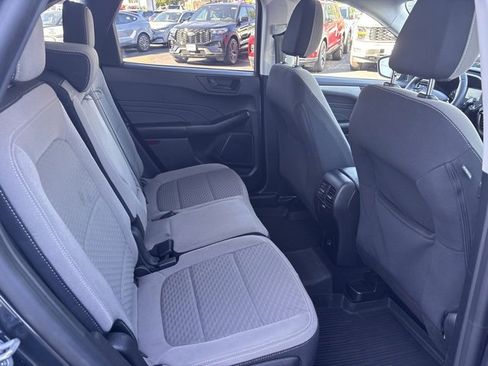 Used 2022 Ford Escape SE w/ Convenience Package image 17