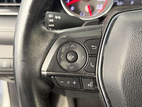 Used 2020 Toyota Camry XSE image 15