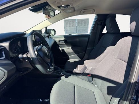 Certified 2025 Toyota Corolla LE image 9