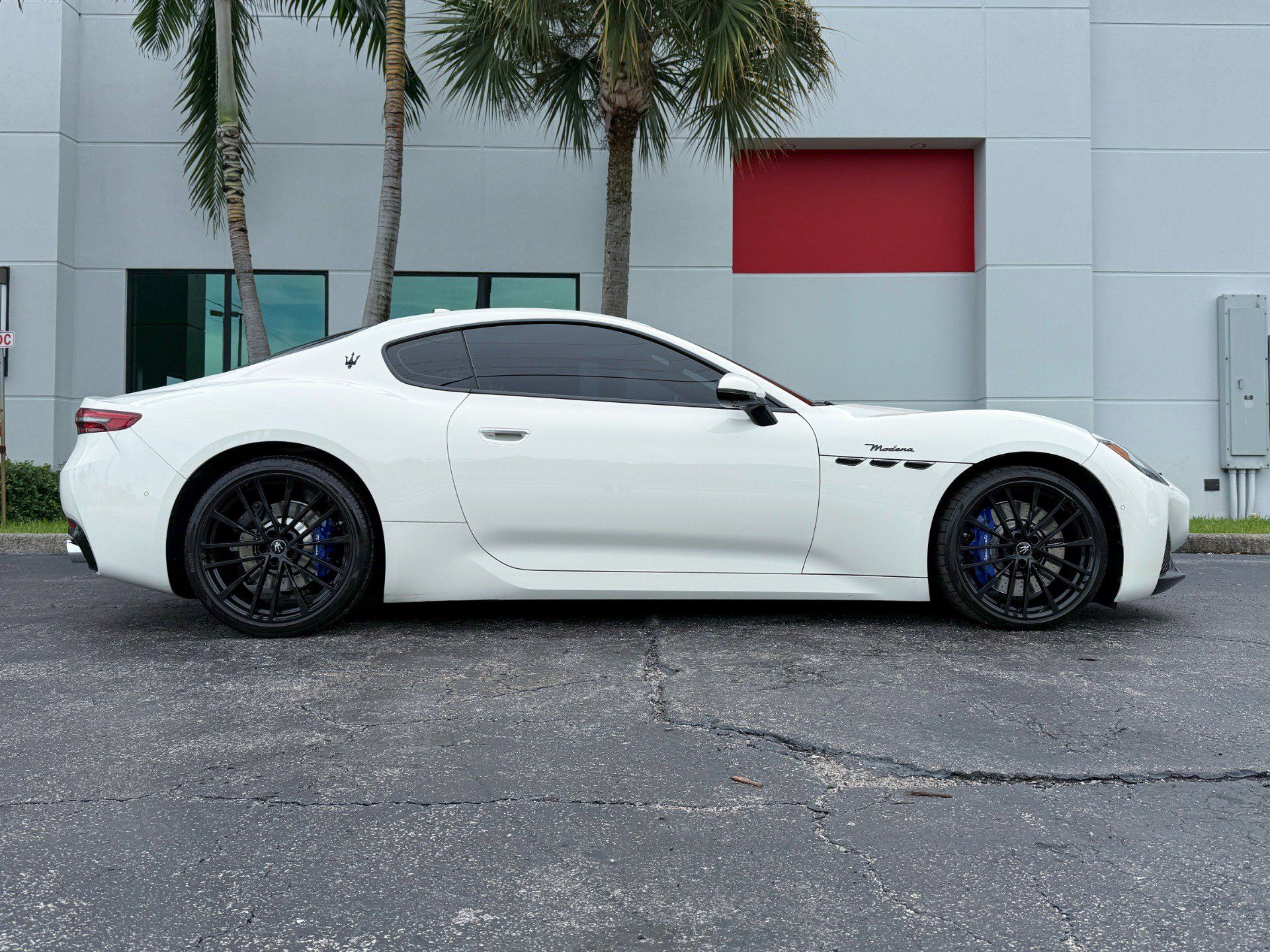 Used 2024 Maserati GranTurismo Modena AWD/4WD image 2