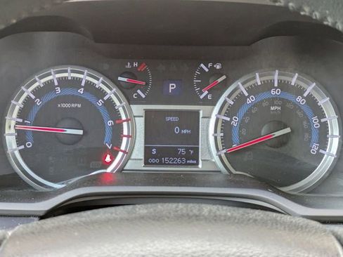 Used 2016 Toyota 4Runner SR5 image 28