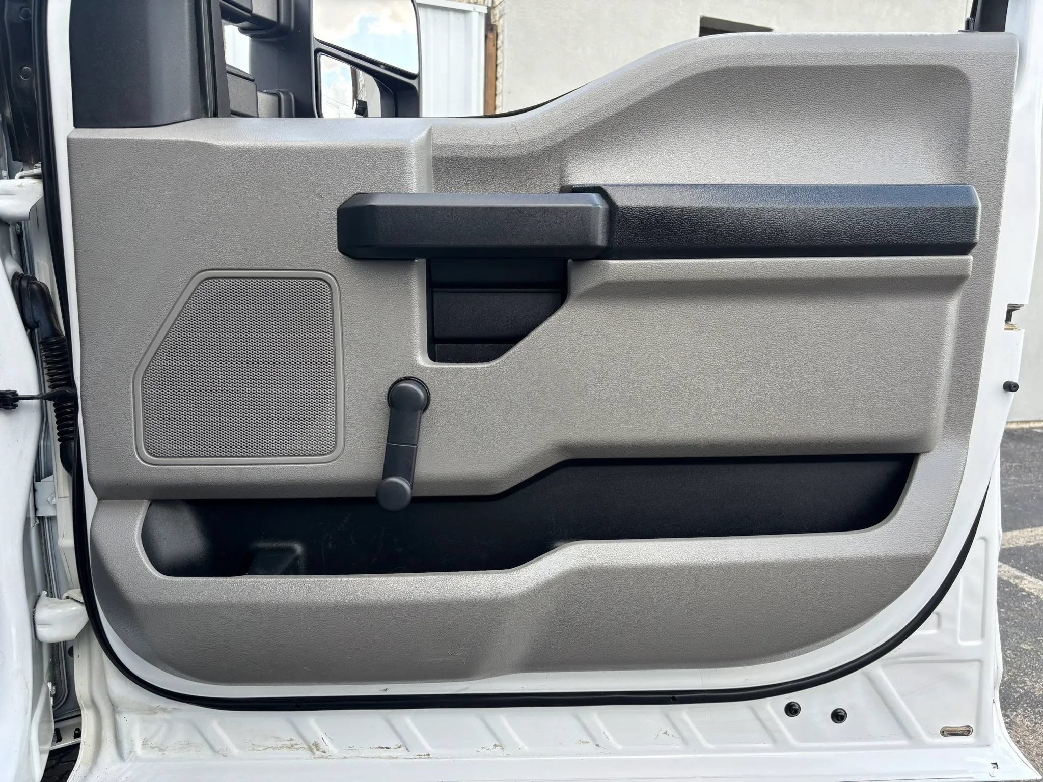 Used 2017 Ford F350 XL RWD image 40
