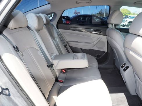 Used 2018 Hyundai Sonata Limited w/ Cargo Package FWD image 18