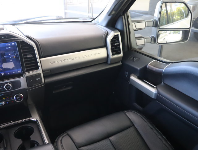Used 2022 Ford F350 Lariat w/ Lariat Ultimate Package AWD/4WD image 24