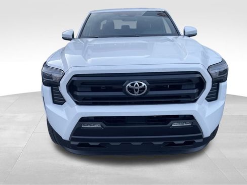 New 2026 Toyota Tacoma SR5 image 18