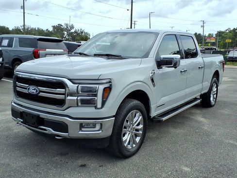 Used 2024 Ford F150 Lariat w/ Equipment Group 502A High AWD/4WD image 3
