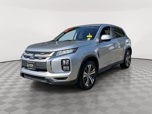 Used 2022 Mitsubishi Outlander Sport ES AWD/4WD image 3