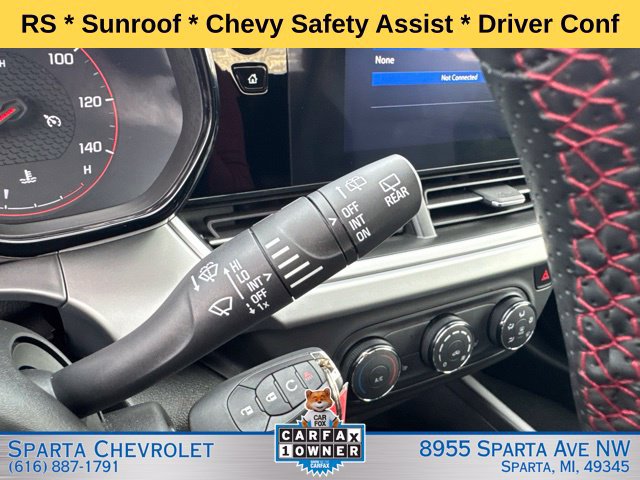 Used 2025 Chevrolet Trax RS w/ Sunroof Package FWD image 19