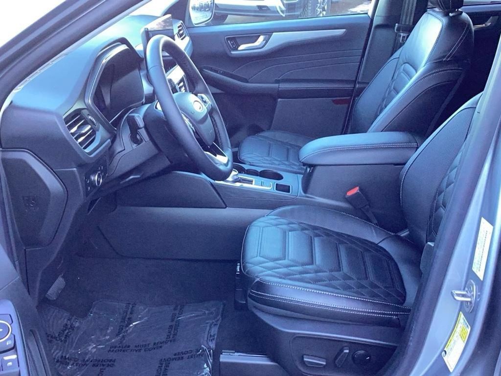 Used 2024 Ford Escape SE w/ PHEV Premium Package FWD image 13