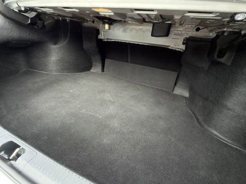 Used 2019 Toyota Camry XSE FWD image 29