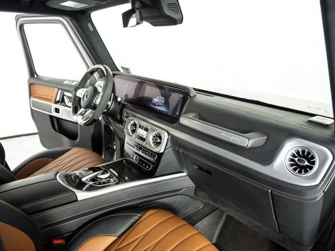 Used 2024 Mercedes-Benz G 63 AMG 4MATIC image 24