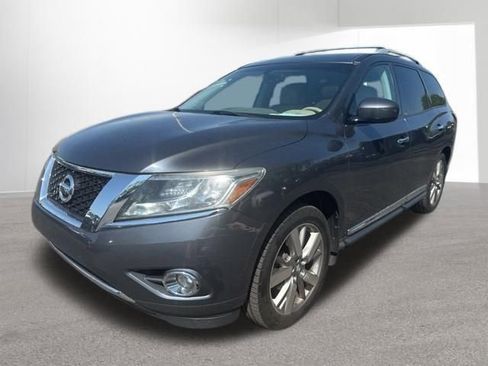 Used 2013 Nissan Pathfinder Platinum w/ Platinum Premium Pkg AWD/4WD image 1