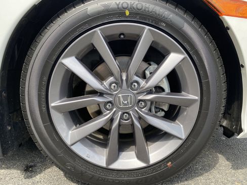 Used 2021 Honda Civic EX image 12