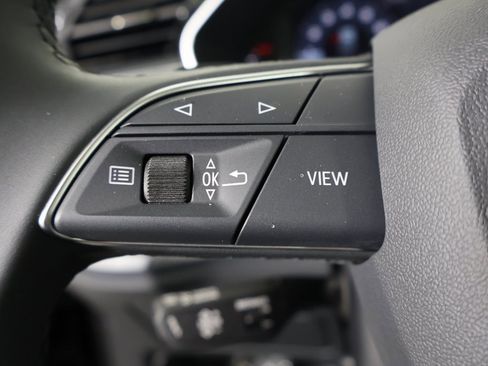 Used 2025 Audi Q3 2.0T Premium w/ Convenience Package image 29