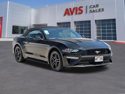Used 2023 Ford Mustang Convertible RWD image 3