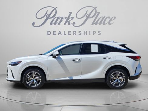 Used 2025 Lexus RX 350 Premium w/ Accessory Package (Z1) FWD image 2