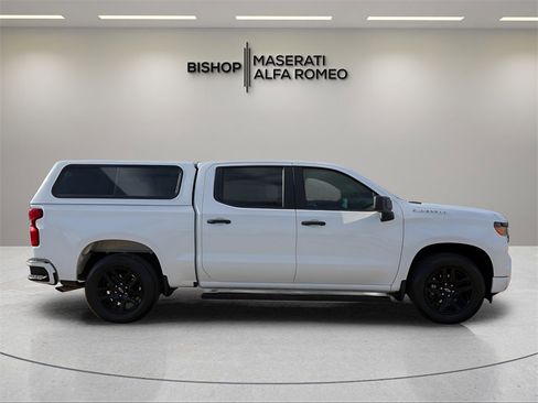 Used 2023 Chevrolet Silverado 1500 Custom image 8
