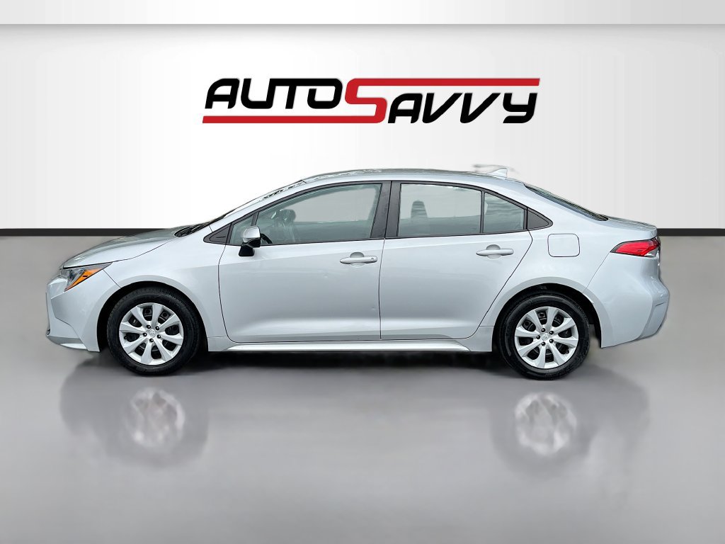 Used 2024 Toyota Corolla LE FWD image 4