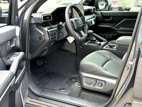 New 2026 Toyota 4Runner TRD Off-Road Premium AWD/4WD image 10