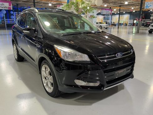 Used 2016 Ford Escape Titanium AWD/4WD image 5