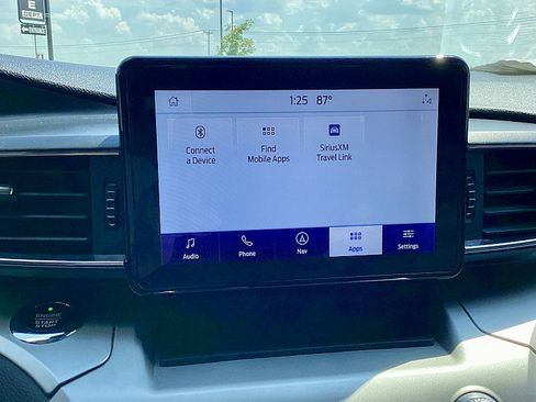 Used 2021 Ford Explorer XLT w/ Equipment Group 202A image 15