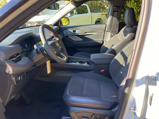 Used 2027 Ford Explorer ST w/ Sun And Sound Package AWD/4WD image 11