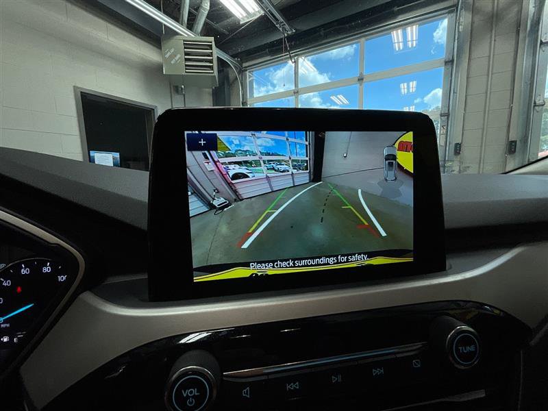 Used 2022 Ford Escape SE FWD image 19
