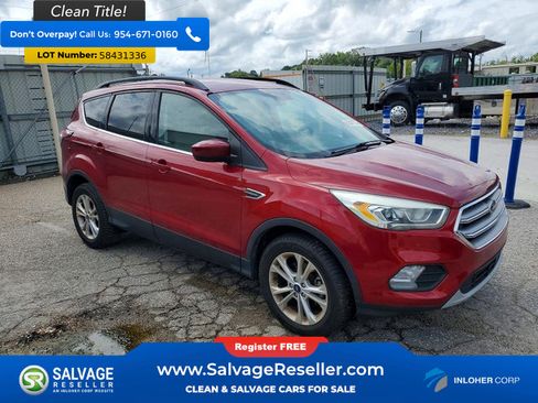 Used 2017 Ford Escape SE w/ Equipment Group 201A FWD image 5