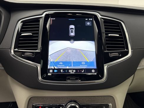 Used 2023 Volvo XC90 T8 Ultimate image 20