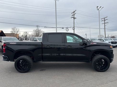 Used 2021 Chevrolet Silverado 1500 Custom Trail Boss w/ Midnight Edition image 6