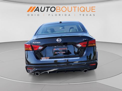 Used 2023 Nissan Altima 2.5 SV w/ SV Premium Package FWD image 9