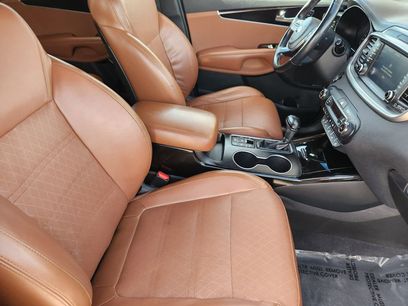 Used 2019 Kia Sorento SX