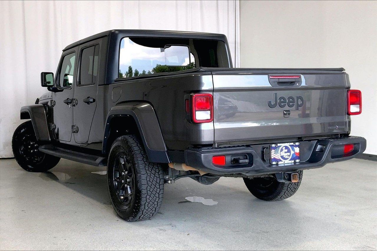 Used 2022 Jeep Gladiator Sport AWD/4WD image 10
