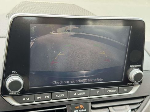 Used 2024 Nissan Altima 2.5 SR FWD image 4