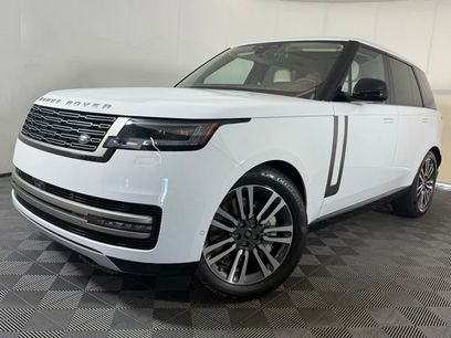 New 2025 Land Rover Range Rover SE