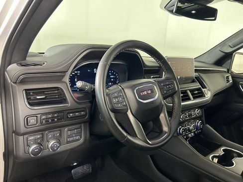 Used 2024 GMC Yukon AT4 w/ Technology Package AWD/4WD image 14