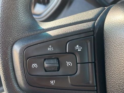 Used 2025 Chevrolet Silverado 2500 Custom w/ Custom Convenience Package image 17