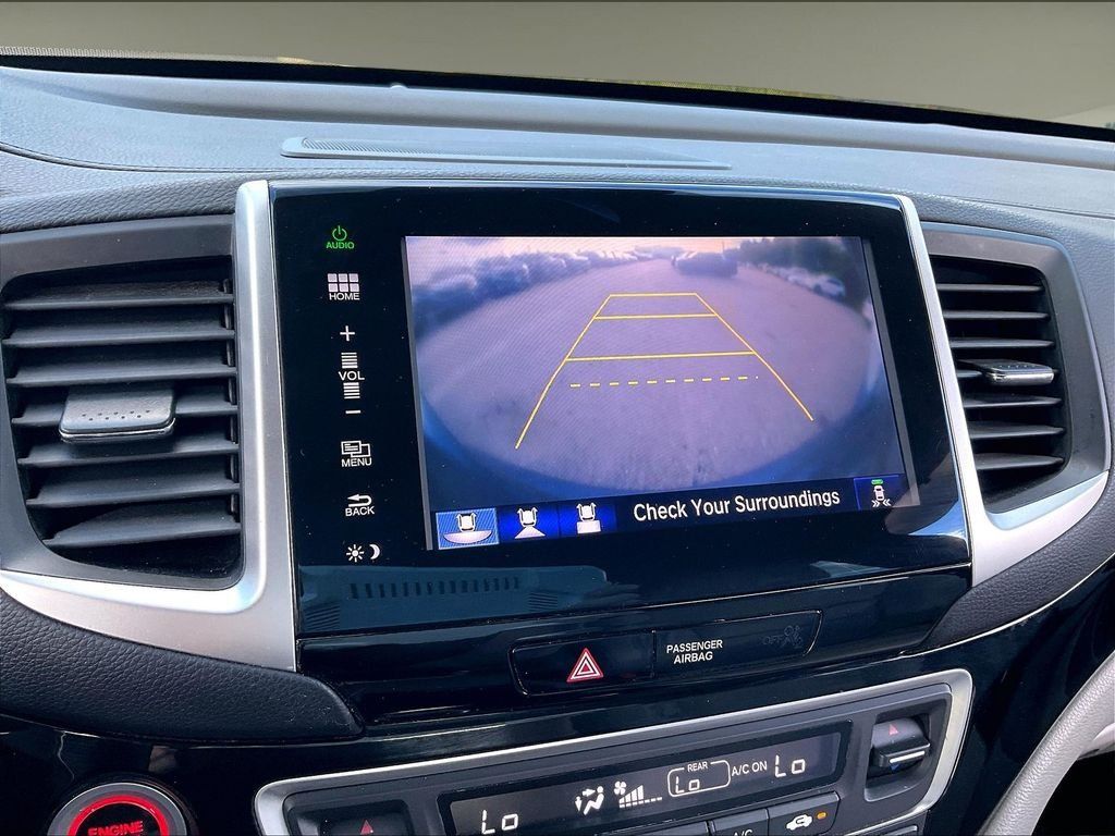 Used 2016 Honda Pilot Elite image 19