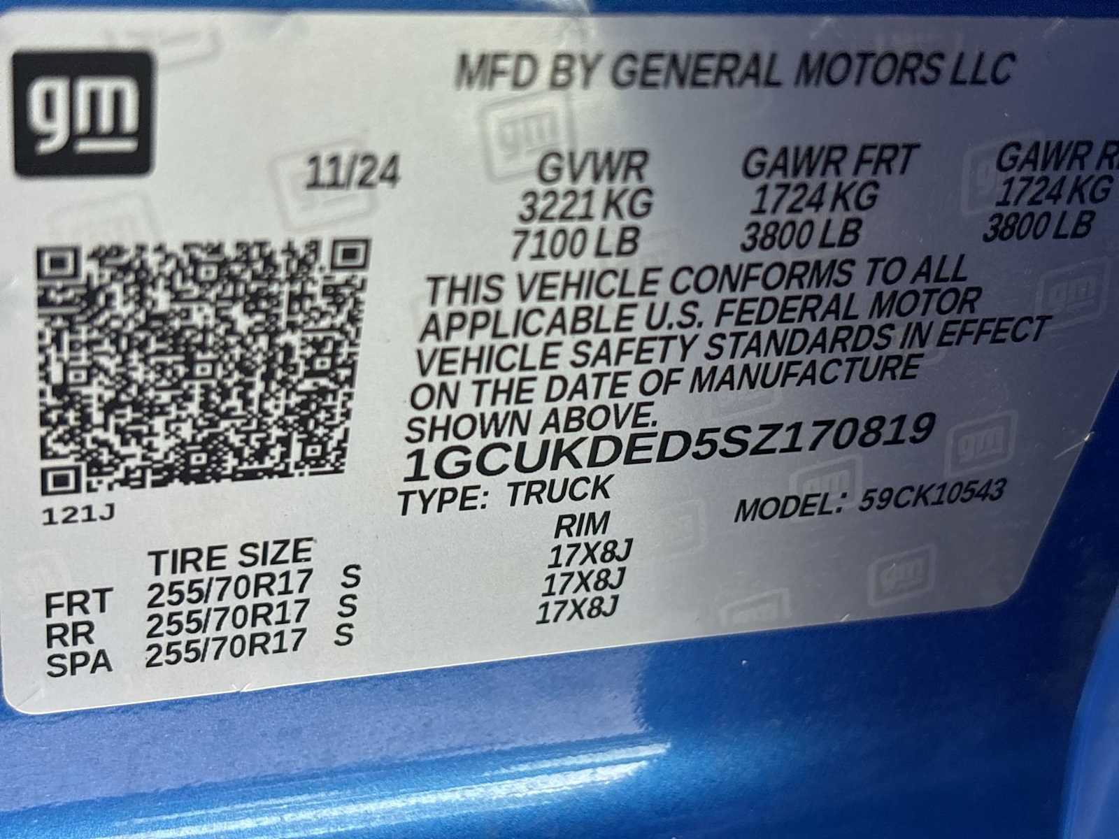 Used 2025 Chevrolet Silverado 1500 LT AWD/4WD image 33