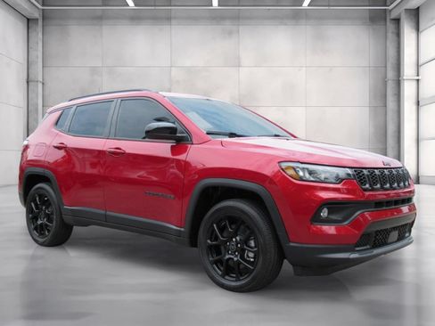 New 2026 Jeep Compass Latitude AWD/4WD image 1