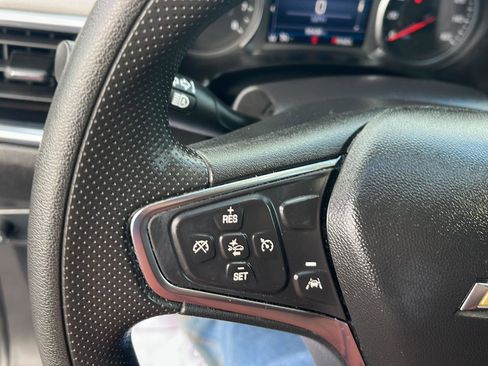 Used 2024 Chevrolet Equinox LS w/ LS Convenience Package image 11