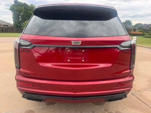 Used 2023 Cadillac XT6 Sport w/ LPO, ONYX Package AWD/4WD image 4