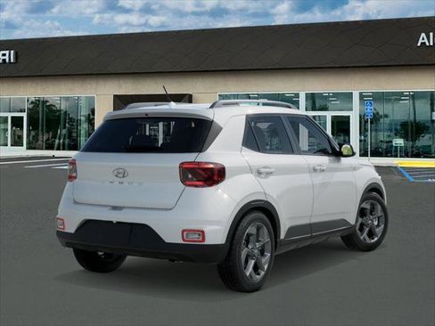 New 2026 Hyundai Venue SEL image 4
