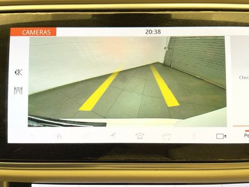 Used 2021 Land Rover Range Rover Westminster Edition image 16