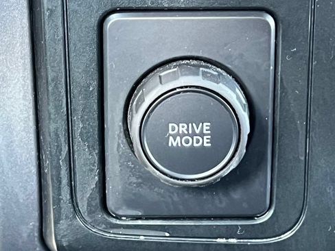 Certified 2025 Ford F150 XLT w/ Equipment Group 301A Standard RWD image 28