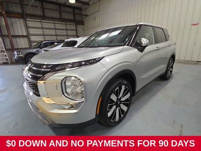 Used 2025 Mitsubishi Outlander SE