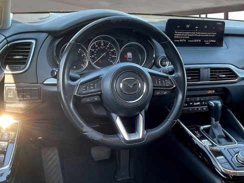 Used 2022 MAZDA CX-9 Touring image 8