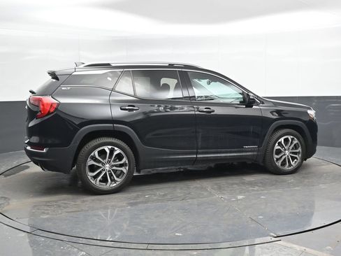 Used 2019 GMC Terrain SLT w/ Preferred Package image 3