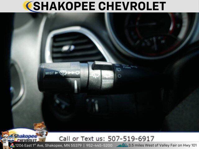 Used 2019 Dodge Journey SE FWD image 19